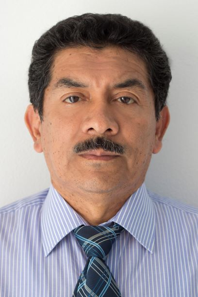 Alejandro Mendoza, miembro